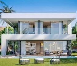 モダンなデザインの軽い鉄骨フレームは家の2階建ての贅沢なプレハブの別荘を組立て式に作った